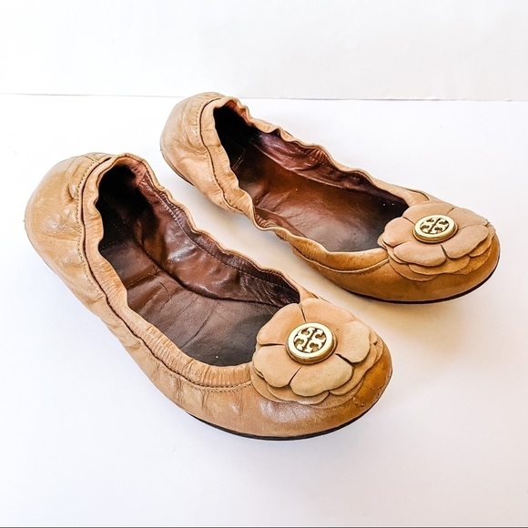Tory Burch Shelby Tan Leather Flats SZ-6.5 - Picture 1 of 7